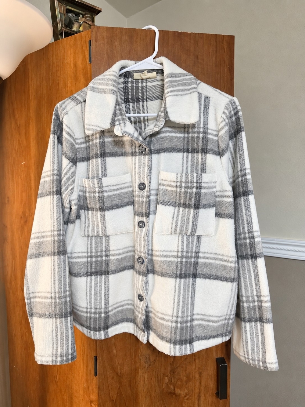 MELLODAY Cream & Gray Plaid Teddy Shacket